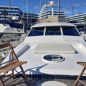 Hotel en barco Mar Y Pepa, Sant Adrià de Besòs