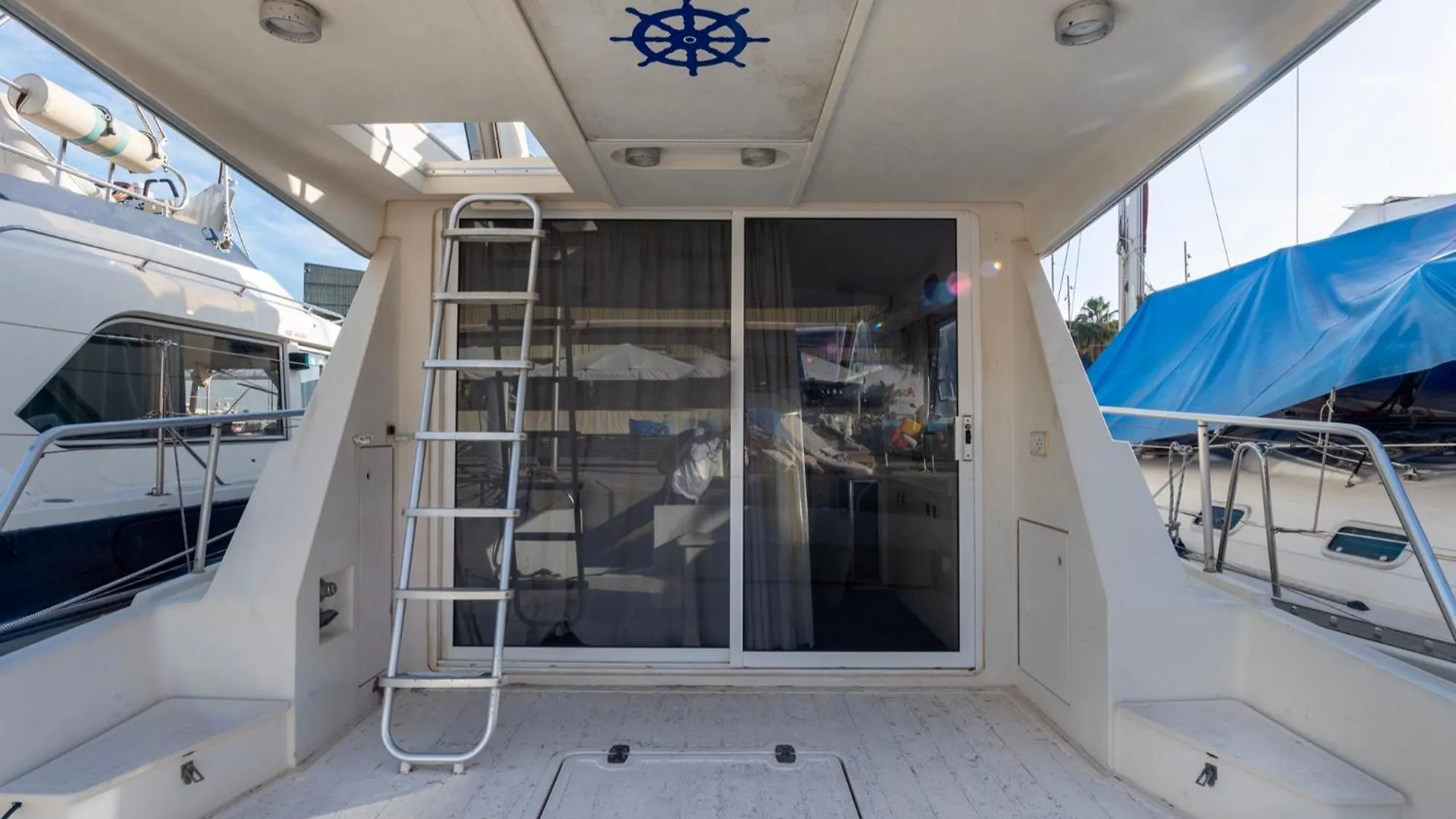 Hotel en barco Boat Accommodations Barcelona Sant Adrià de Besòs España