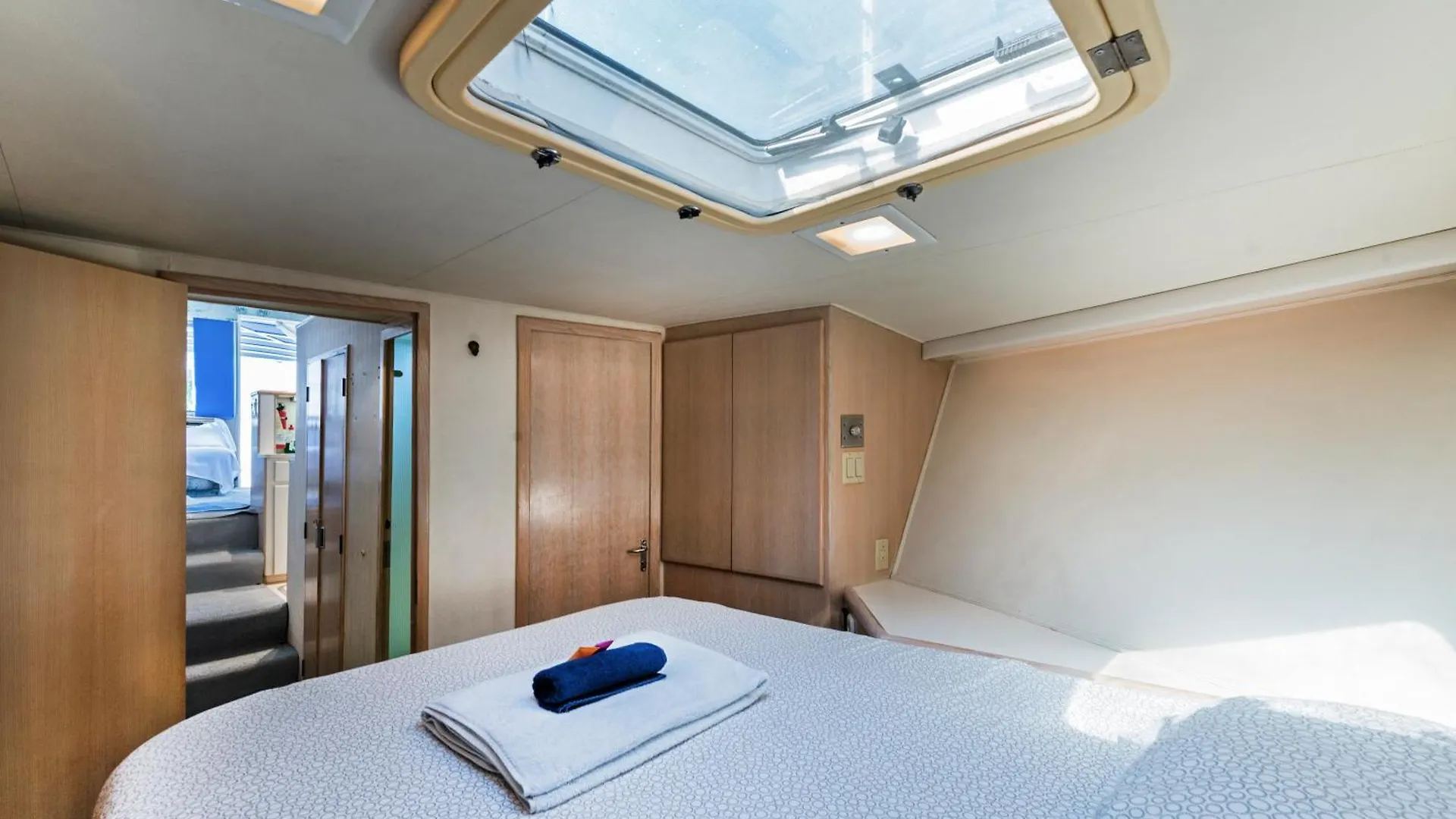 Boat Accommodations Barcelona Sant Adrià de Besòs España
