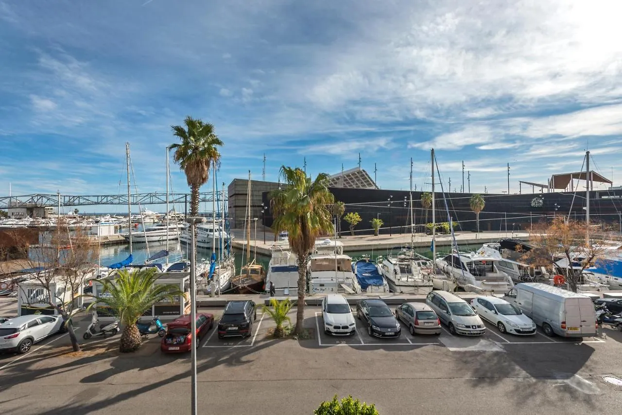 Hotel en barco Boat Accommodations Barcelona Sant Adrià de Besòs España