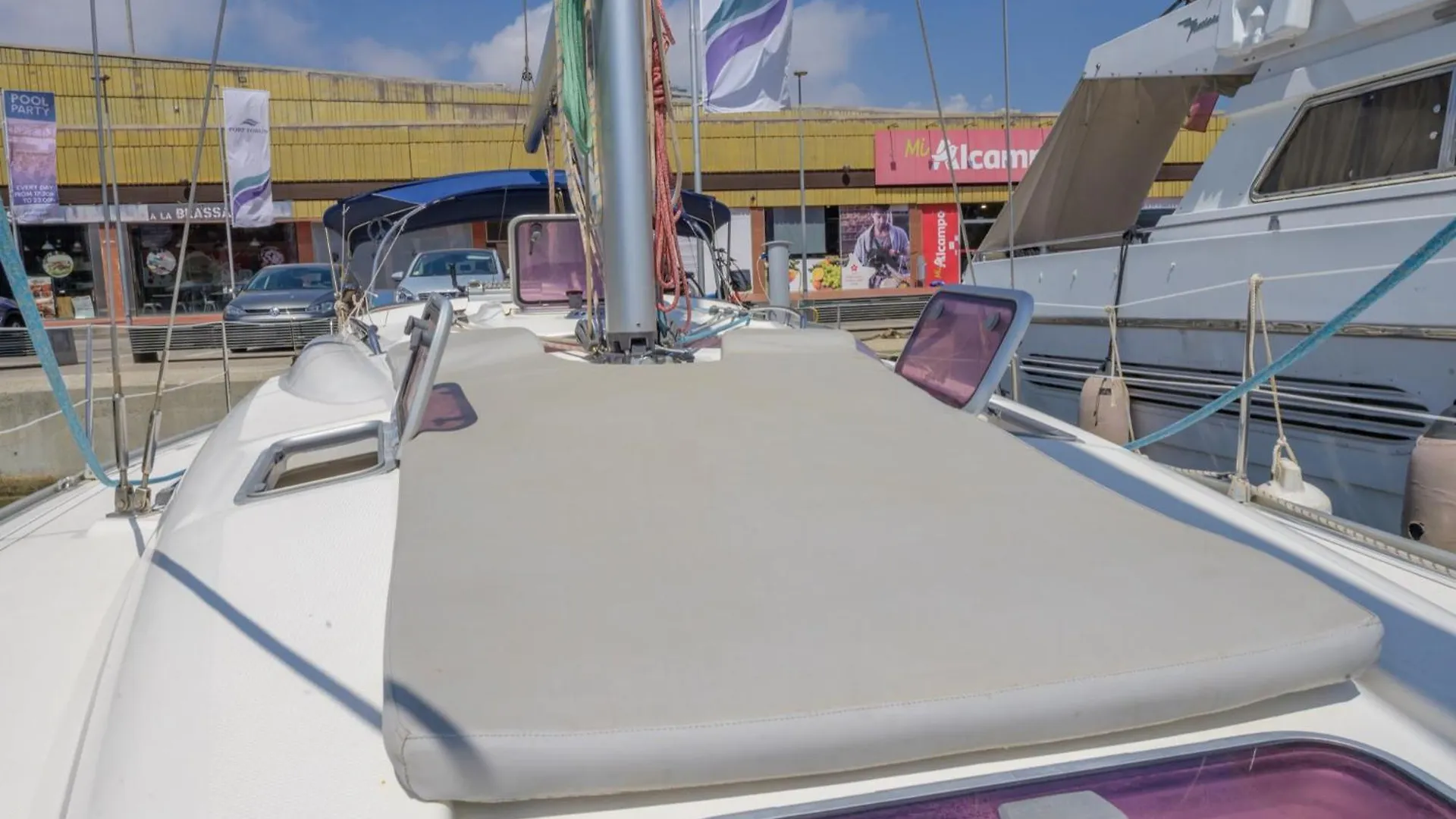 Boat Accommodations Barcelona Sant Adria de Besos